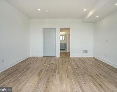 1544 S 20th Street - Photo Thumbnail 25