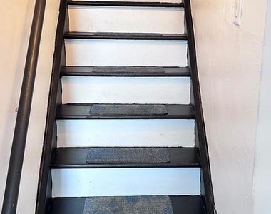 5842 N 12th Street - Photo Thumbnail 5