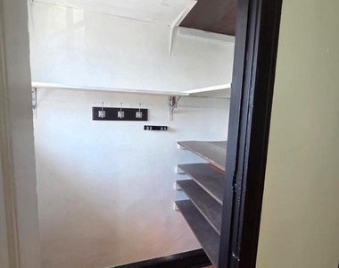 5842 N 12th Street - Photo Thumbnail 7