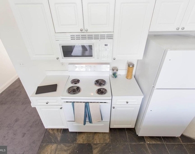 2121 Market Street - Photo Thumbnail 5