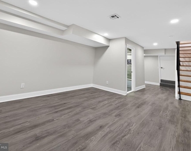 2303 Saint Albans Street - Photo Thumbnail 24