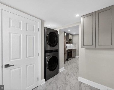 2303 Saint Albans Street - Photo Thumbnail 12