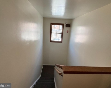 358 Main Street - Photo Thumbnail 2