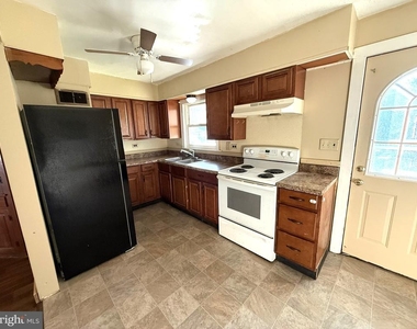 329 Duke Street - Photo Thumbnail 6