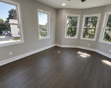 122 Burmont Road - Photo Thumbnail 4