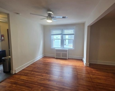 2439 Madison Street - Photo Thumbnail 5
