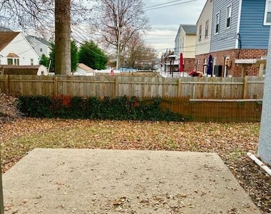 808 Macdade Boulevard - Photo Thumbnail 1