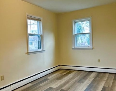 808 Macdade Boulevard - Photo Thumbnail 17