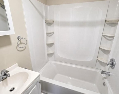 232 Wilson Street - Photo Thumbnail 13