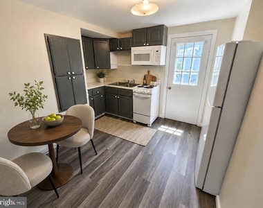 232 Wilson Street - Photo Thumbnail 2