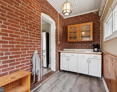 32 W Central Avenue - Photo Thumbnail 12