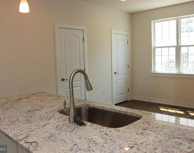 120 Prince George Street - Photo Thumbnail 15
