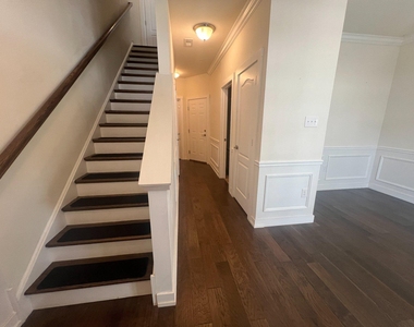 120 Prince George Street - Photo Thumbnail 3