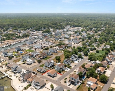 81 Sheridan Street - Photo Thumbnail 28