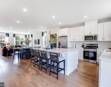 148 Ada Hightower Avenue - Photo Thumbnail 1