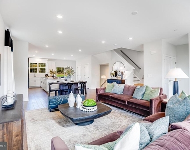 148 Ada Hightower Avenue - Photo Thumbnail 10