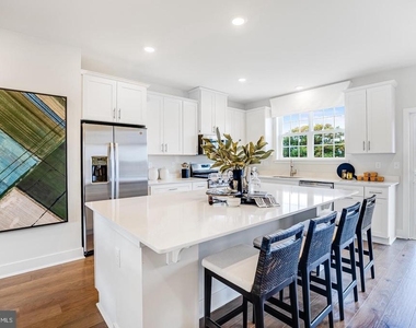 148 Ada Hightower Avenue - Photo Thumbnail 3