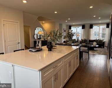 148 Ada Hightower Avenue - Photo Thumbnail 8