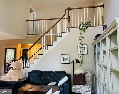 1 Cromwell Court - Photo Thumbnail 14