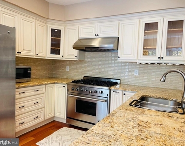 1 Cromwell Court - Photo Thumbnail 19