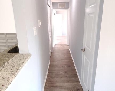1602 Britton Place - Photo Thumbnail 5