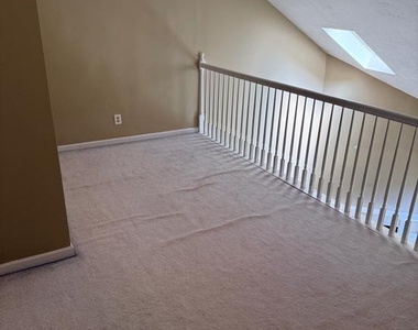 23 Park Side Drive - Photo Thumbnail 17