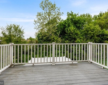 70 Benford - Photo Thumbnail 14