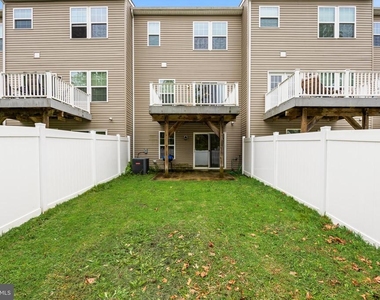 70 Benford - Photo Thumbnail 26