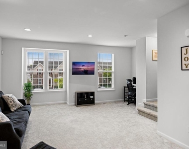 70 Benford - Photo Thumbnail 10