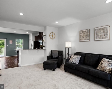 70 Benford - Photo Thumbnail 12