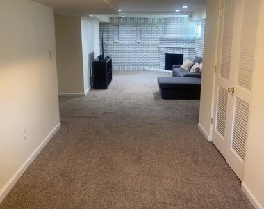 6215 Auth Road - Photo Thumbnail 20