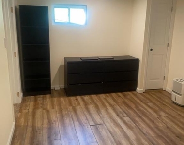 6215 Auth Road - Photo Thumbnail 22