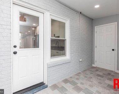 4100 Queensbury Road - Photo Thumbnail 20