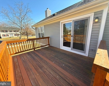 12806 Marlow Place - Photo Thumbnail 3