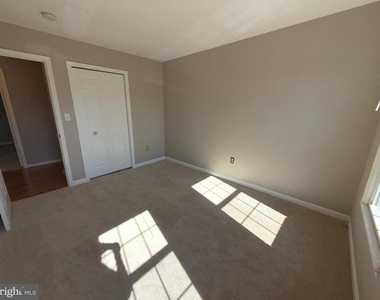 12806 Marlow Place - Photo Thumbnail 19