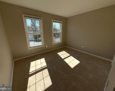 12806 Marlow Place - Photo Thumbnail 21
