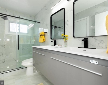 13405 Oriental Street - Photo Thumbnail 7