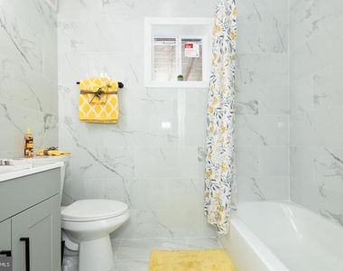 13405 Oriental Street - Photo Thumbnail 10