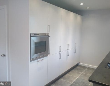 120 Fleetwood Terrace - Photo Thumbnail 1