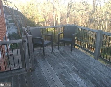 120 Fleetwood Terrace - Photo Thumbnail 12