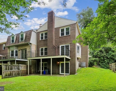 7561 Heatherton Lane - Photo Thumbnail 30