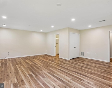 7561 Heatherton Lane - Photo Thumbnail 26