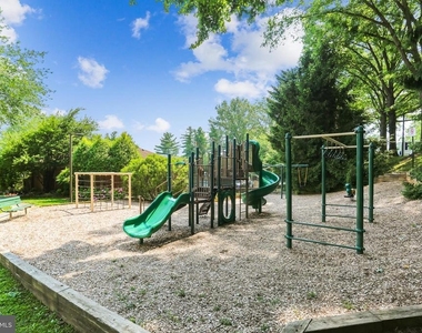7561 Heatherton Lane - Photo Thumbnail 35