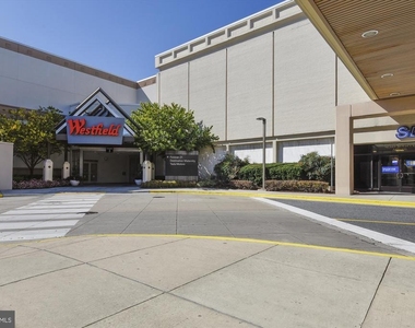 7561 Heatherton Lane - Photo Thumbnail 37