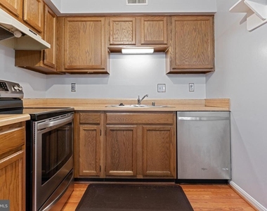 48 Avonshire Court - Photo Thumbnail 11