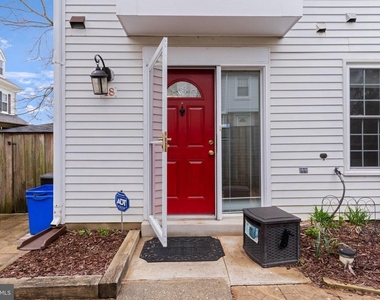 48 Avonshire Court - Photo Thumbnail 4