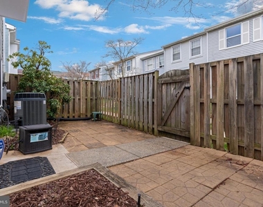 48 Avonshire Court - Photo Thumbnail 6