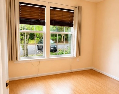 17914 Chatterly Terrace - Photo Thumbnail 10