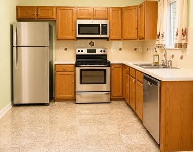17914 Chatterly Terrace - Photo Thumbnail 4