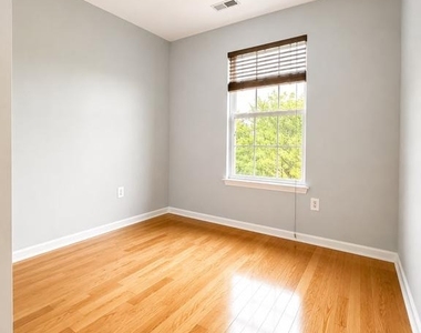 17914 Chatterly Terrace - Photo Thumbnail 7